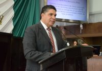 Más doctores para las comunidades rurales: René Frías