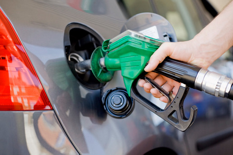 Descarta AMLO alza en precios de gasolinas