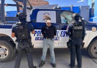 Detiene Policía del Estado a sujeto por portación de supuesta droga en Cuauhtémoc